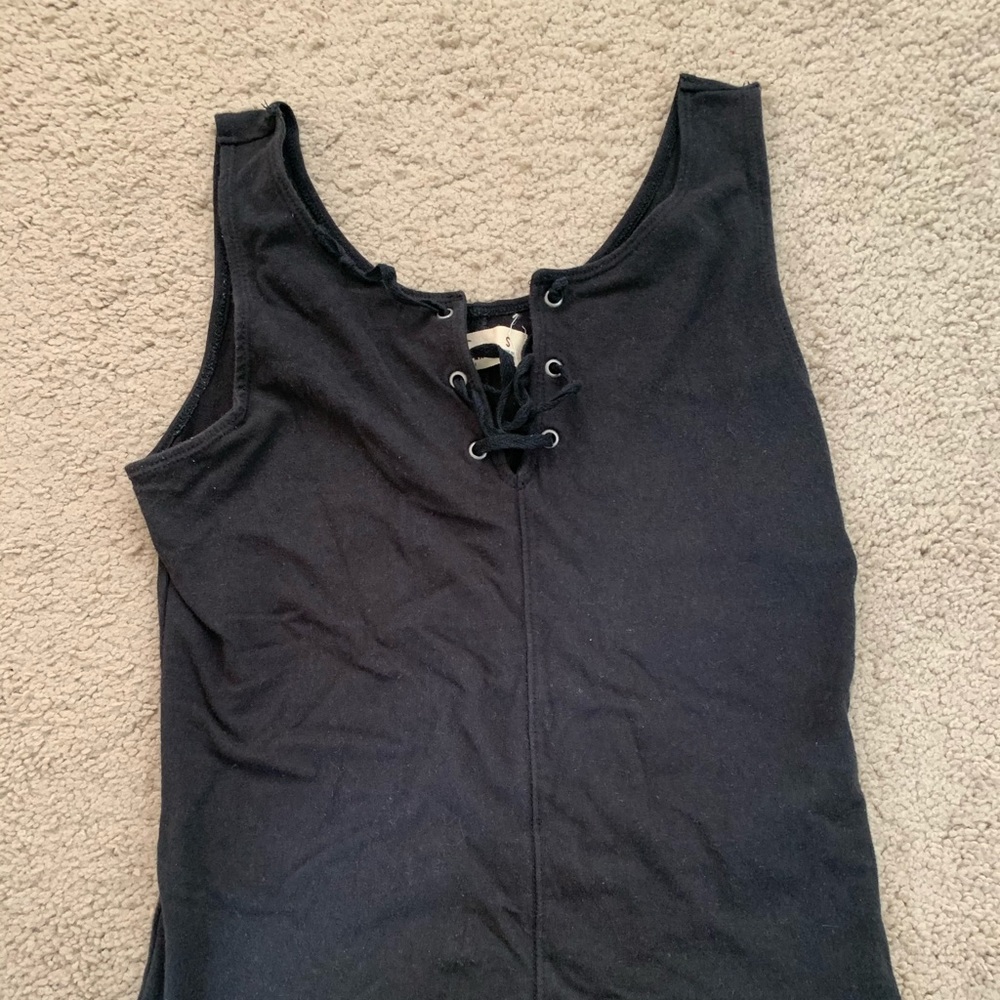 lace up tank top